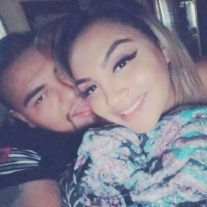 Meet your Posher, Estrellita