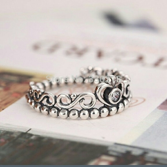 925 Sterling Silver Ring Princess Crown size 6 - Picture 2 of 4