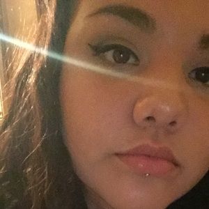 Meet your Posher, Shirleigh