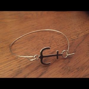 Silver Delicate Anchor Bracelet