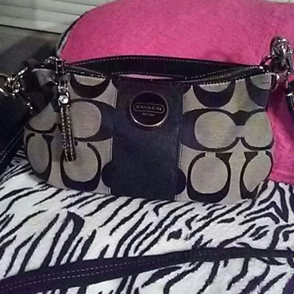 🔴SALE🔴 coach handbag for @marloncook only