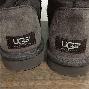 New! Never worn authentic Uggs!