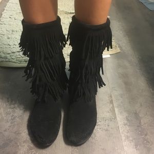 Minnetonka Moccasins 3 layered tall fringe