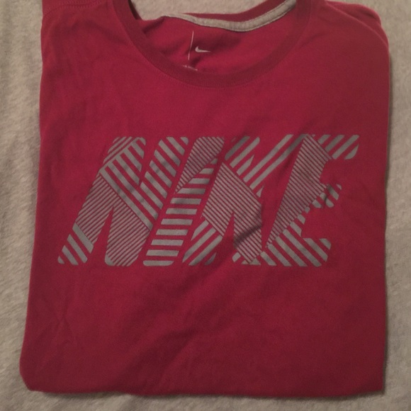 Nike Short Sleeve Shirt