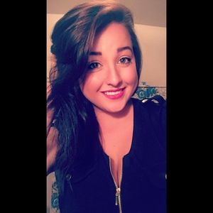 Meet your Posher, Brittaney