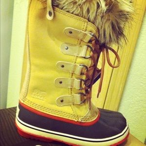 Joan of Arc II boots!