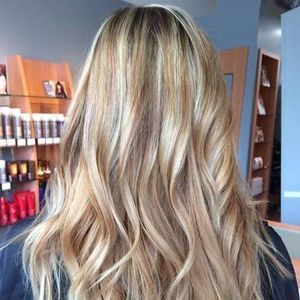 Meet your Posher, Brenna