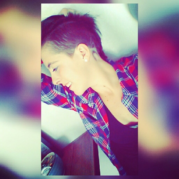 Meet your Posher, Mili