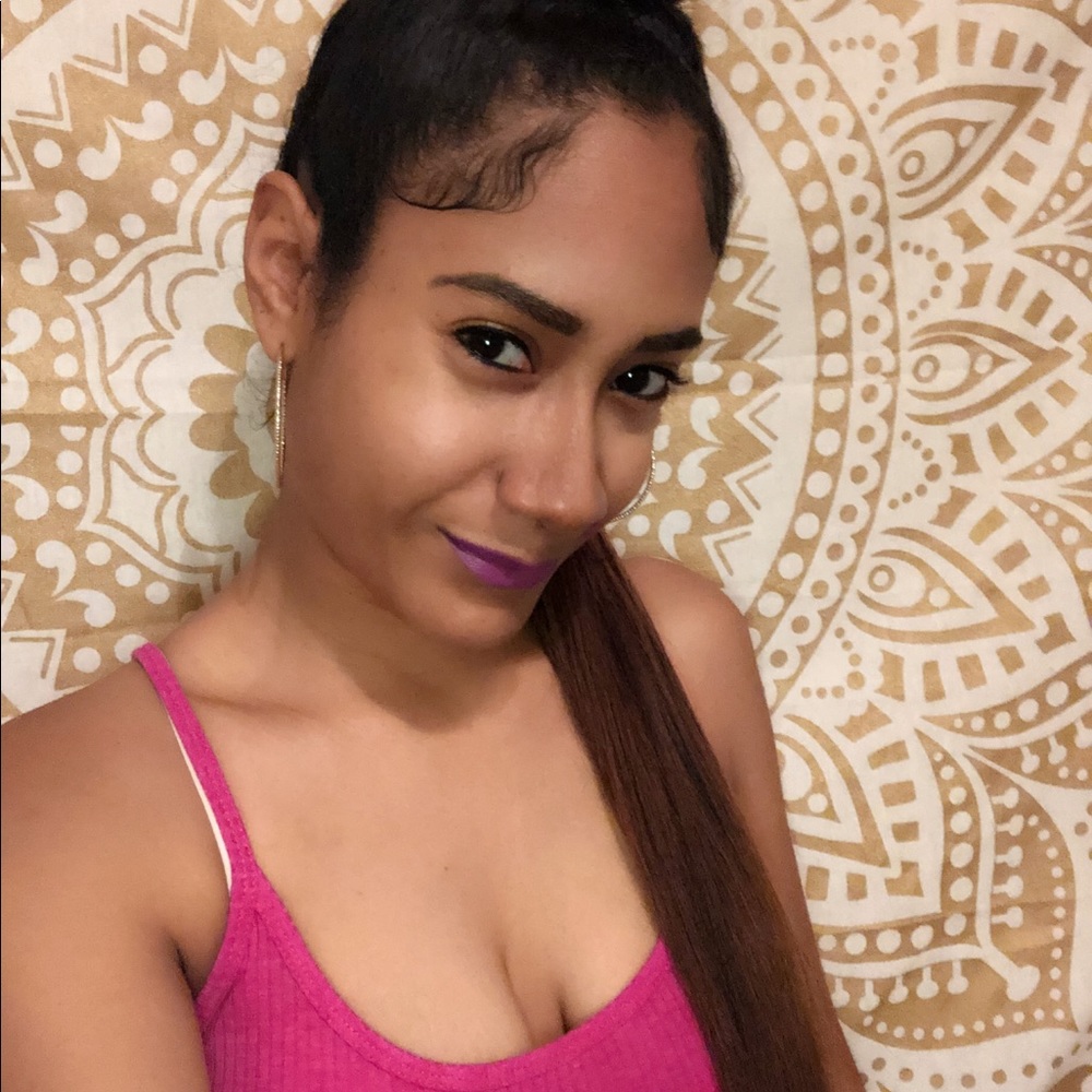 Hi I'm Ashley💁🏽 - Picture 2 of 8