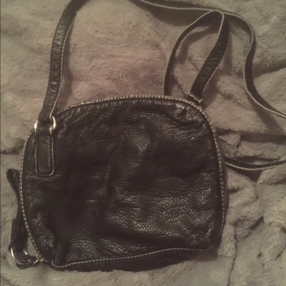 Sold - Picture 3 of 3