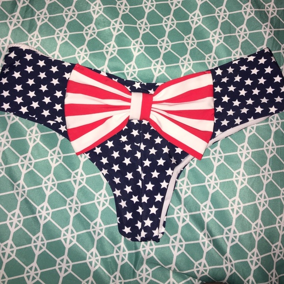 SALE 🇺🇸cheeky bikini
