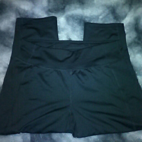 Workout capris - Picture 2 of 4