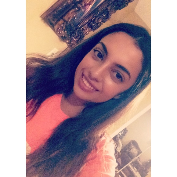 Meet your Posher, Milad
