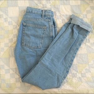 American Apparel mom Jean