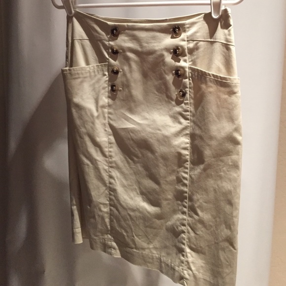 "Modern Classic" H&M pencil skirt