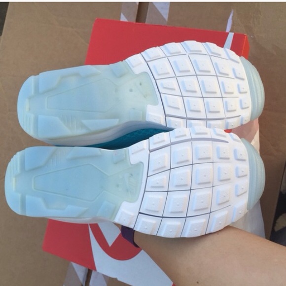 NIKE AIR MAX GAMMA BLUE SHOES Sz 6 new - Picture 2 of 4