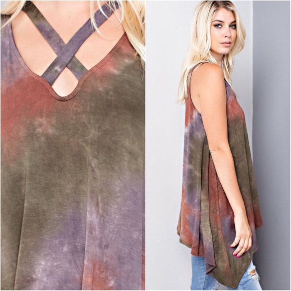 Tie Dye Crisscross Cage Strap Shark-Bite Top - Picture 3 of 3