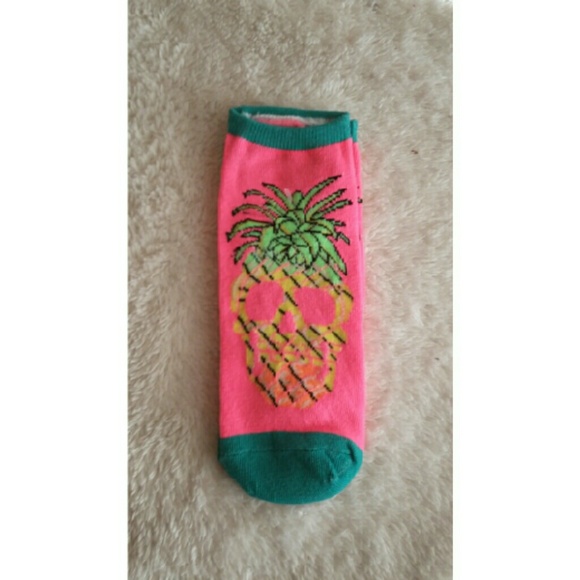 Pineapple skull