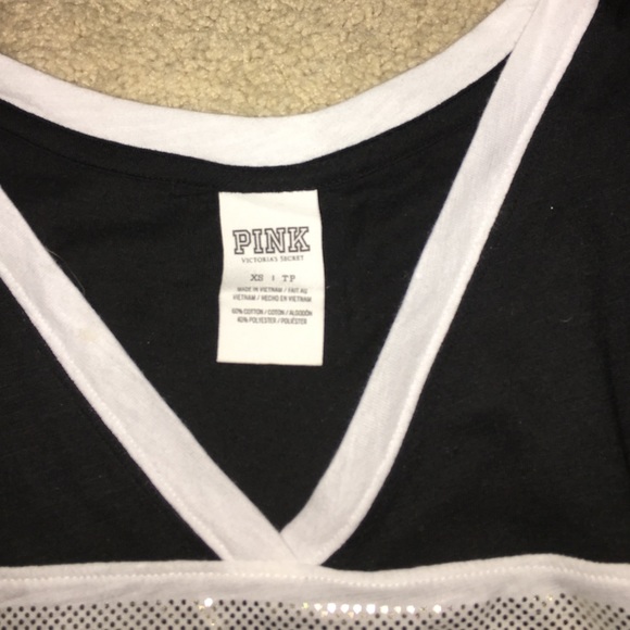 Vs pink tee shirt - Picture 2 of 2