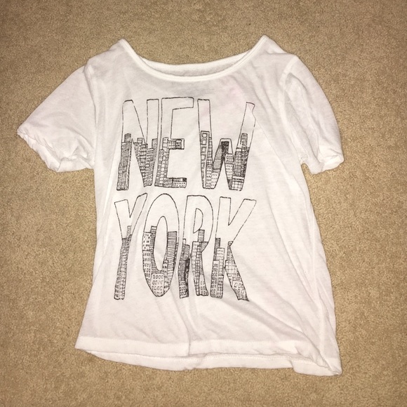 Cute tee shirt! - Picture 1 of 2