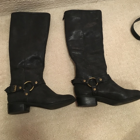 Riding boots