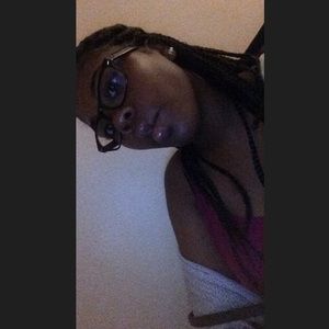 Meet your Posher, Brianna