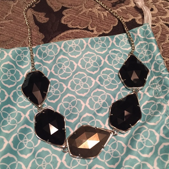 💠Kendra Scott💠 Custom Connely Necklace