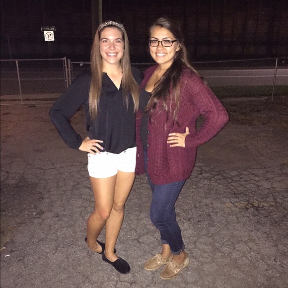 Meet your Posher, Sarina - Picture 1 of 1