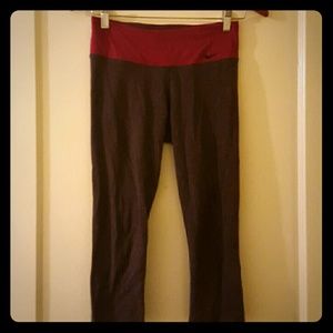 **** SOLD****NIKE dri-fit Capri Pants