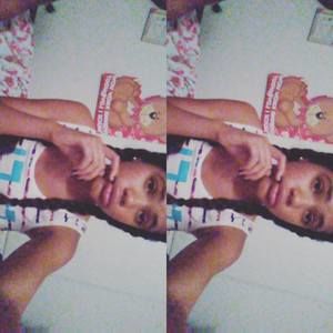 Meet your Posher, Dominique