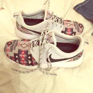 Custom Aztec Nike roshes