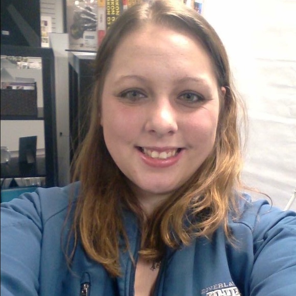 Meet your Posher, Brittany - Picture 1 of 1