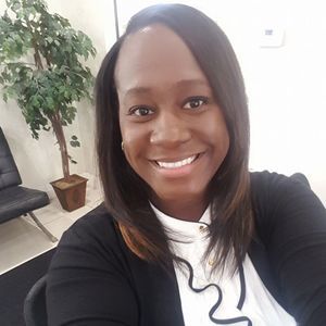 Meet your Posher, Alisa