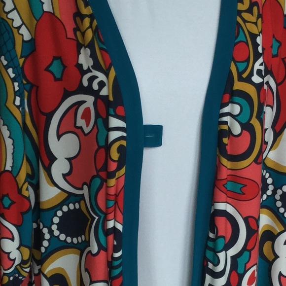 ☀️NWT Bouncy & Stretchy L/S Hi-Lo Cardigan☀️ - Picture 4 of 5