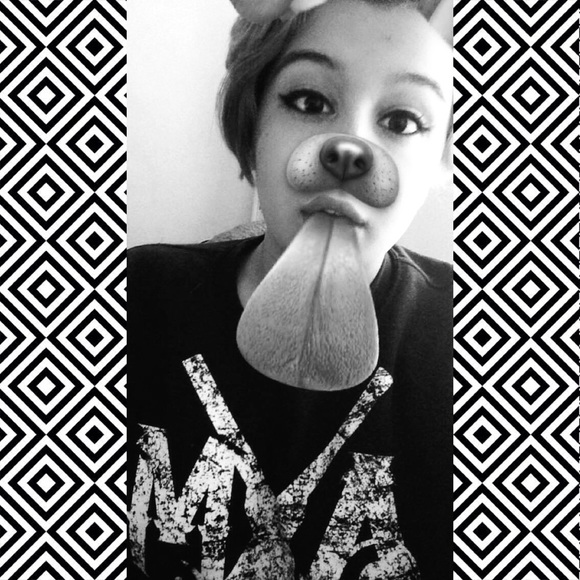 Meet your Posher, Ariel