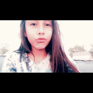 Meet your Posher, Kylee