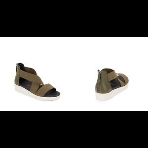 Kenneth Cole Linnie Platform Sandal