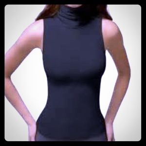 ✨SALE✨SPANX Turtleneck Sleeveless Shapewear