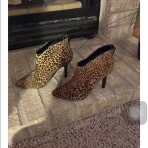 Carlos Santana Woman's Heels