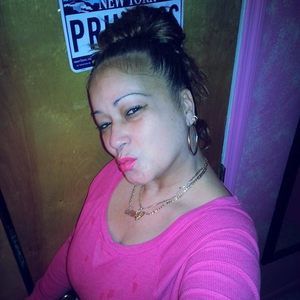 Meet your Posher, Myra