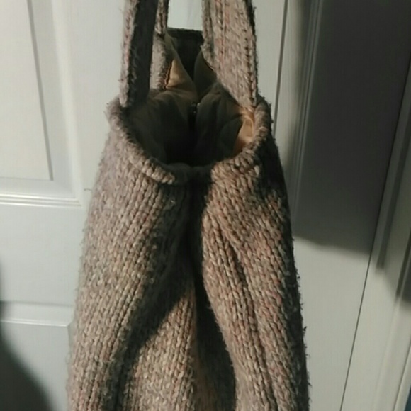 Pinto bag light colors with bling - Picture 3 of 3