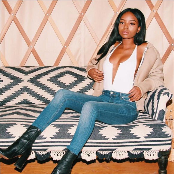 V neck bodysuit