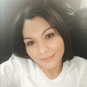 Meet your Posher, Patsy