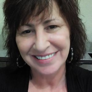 Meet your Posher, Bobbie