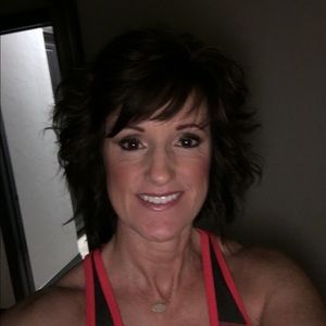 Meet your Posher, Kelli