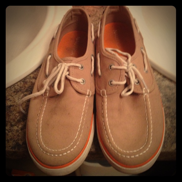 TAN, WHITE, AND ORANGE NAUTICAL BOAT SHOES
