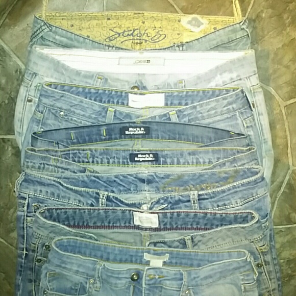 SOLD. **** Blue jeans bundle brand names - Picture 3 of 4
