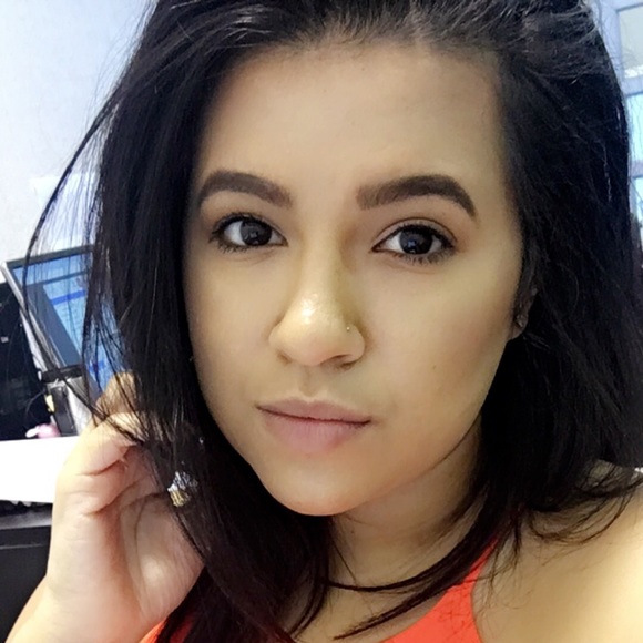 Meet your Posher, Kim