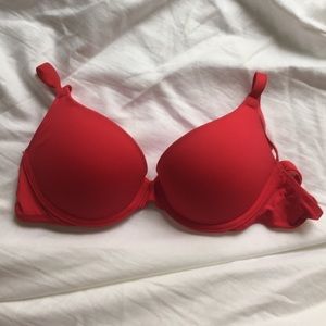 Victoria's Secret PINK wear everywhere push up bra