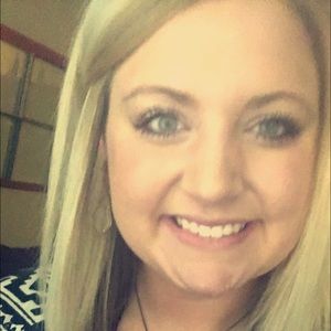 Meet your Posher, Lexi